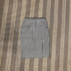White House Black Market Geometric Pencil Skirt Size 00 NWT